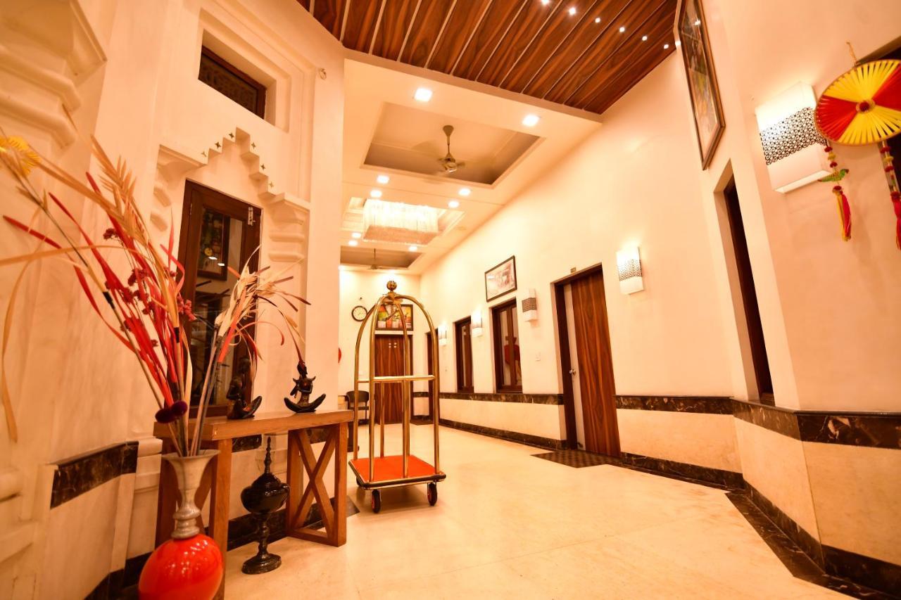 Kamay The Kohinoor Palace - A Heritage Hotel Faizabad Экстерьер фото