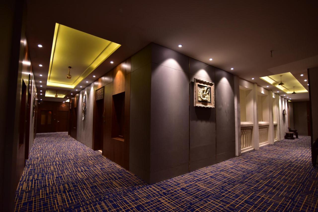 Kamay The Kohinoor Palace - A Heritage Hotel Faizabad Экстерьер фото